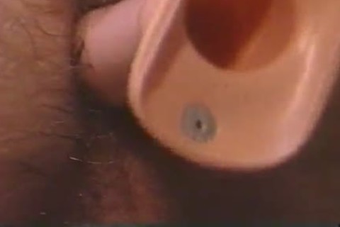 Classic stud Sucks t-girl 10-Pounder while Blond Shoves vibrator In His butthole