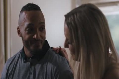 black chap Enjoys nailing The ass Of sheboy Walker Kayleigh Coxx