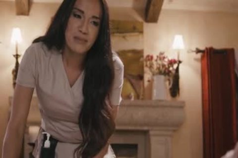 Ts Jessica Satisfy Her Customers anal Needs