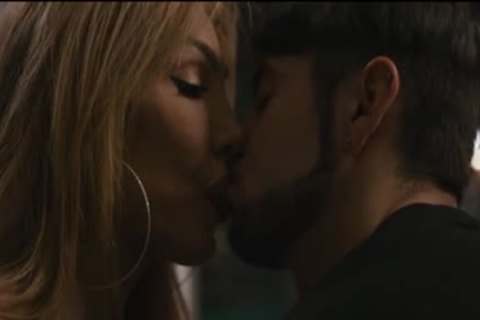 Stepson Just Let Her Stepmom TBabe Eva Paradis Rides His Bigcock