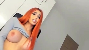 Redhaired latin chick shemale Beauty With large breasts Wanks Hard On webcam