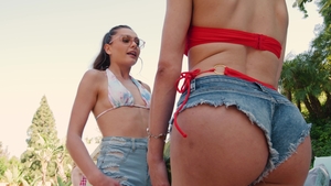 Oopsie!: T-Girls Go Wild Over Grilled Dicks