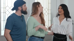 Trans Angels: Raven-Haired Stunner Takes it All In